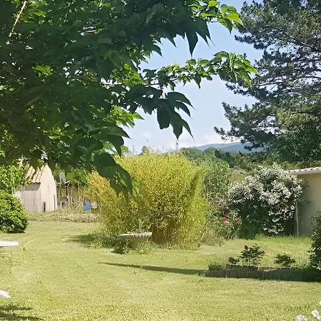 Chambre Dans Petit Havre De Paix Avec Piscine Chauffee Au Coeur Du Luberon 加尔加斯 外观 照片